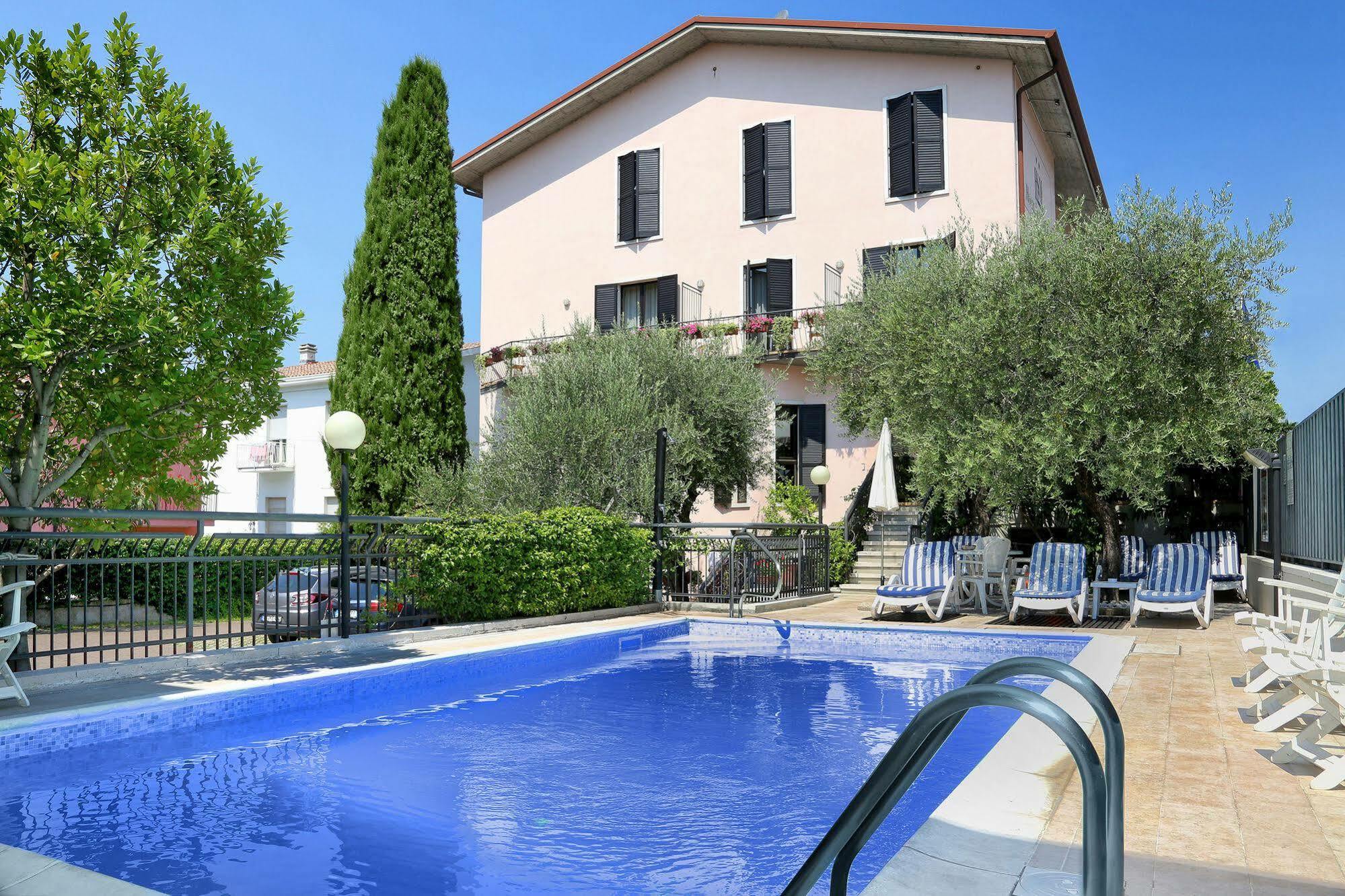 Hotel Santa Maria - Town Center Bardolino